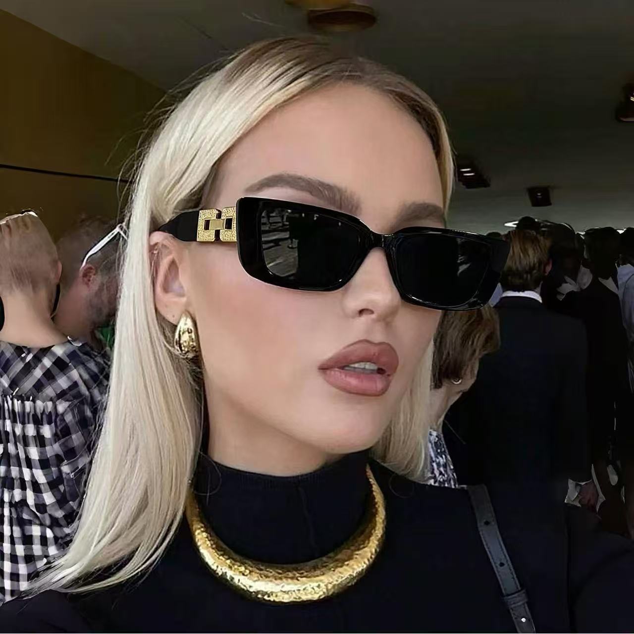 Street Fashion China Models - 2026 new square sunglasses women's European
