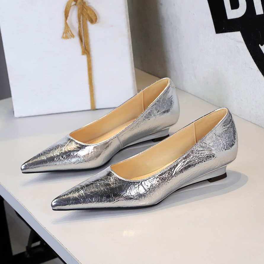 Street Fashion Clothing - BIGTREE Fashion Metallic Textured Leather Pointed