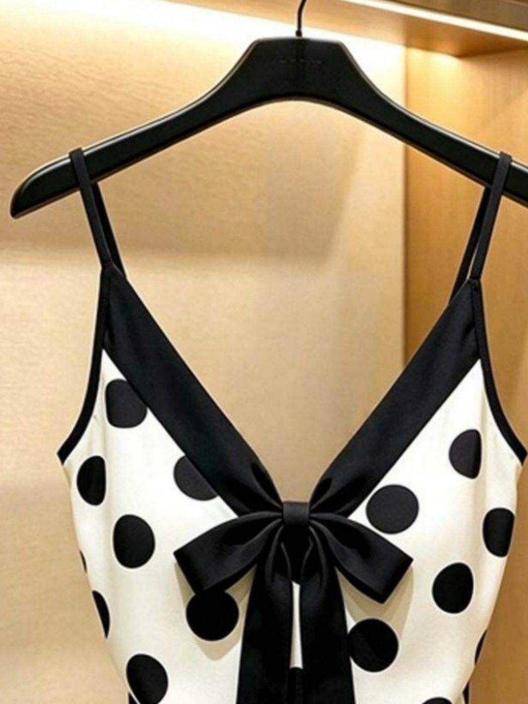 Fashionable V-neck  Knot Top W - Street Fashion Look ulasan dan harga