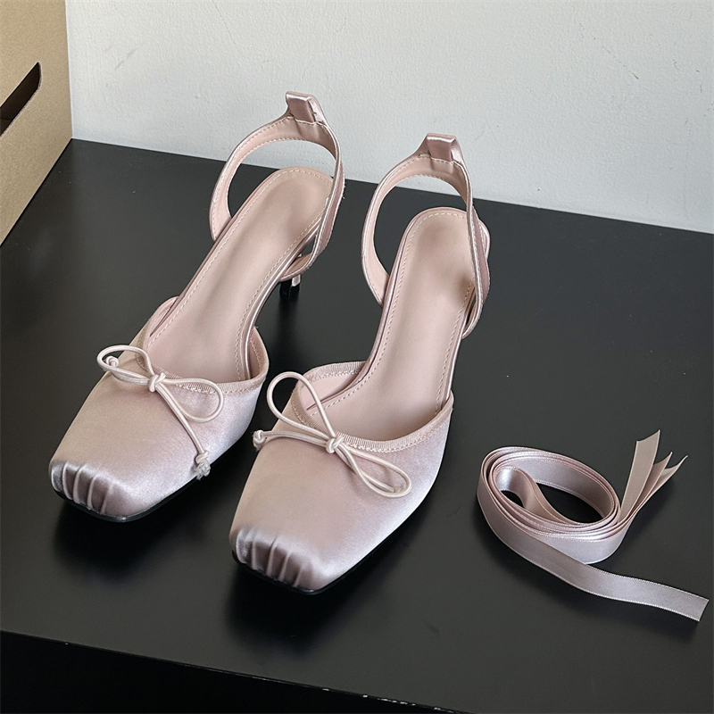 Eilyken Street Style Thin Heel - Street Fashion Clothing ulasan dan harga