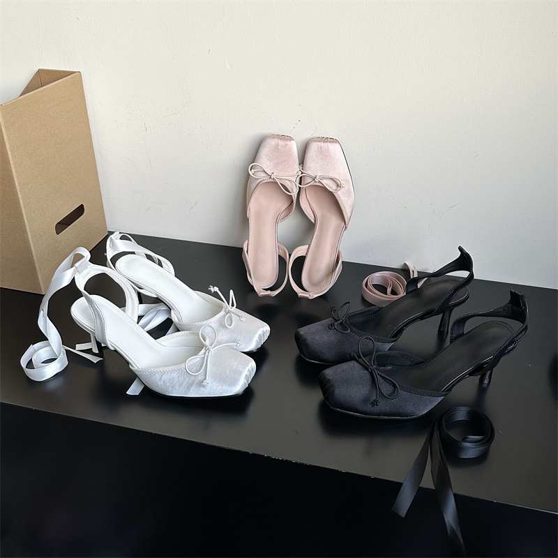 Eilyken Street Style Thin Heel - Street Fashion Clothing ulasan dan harga
