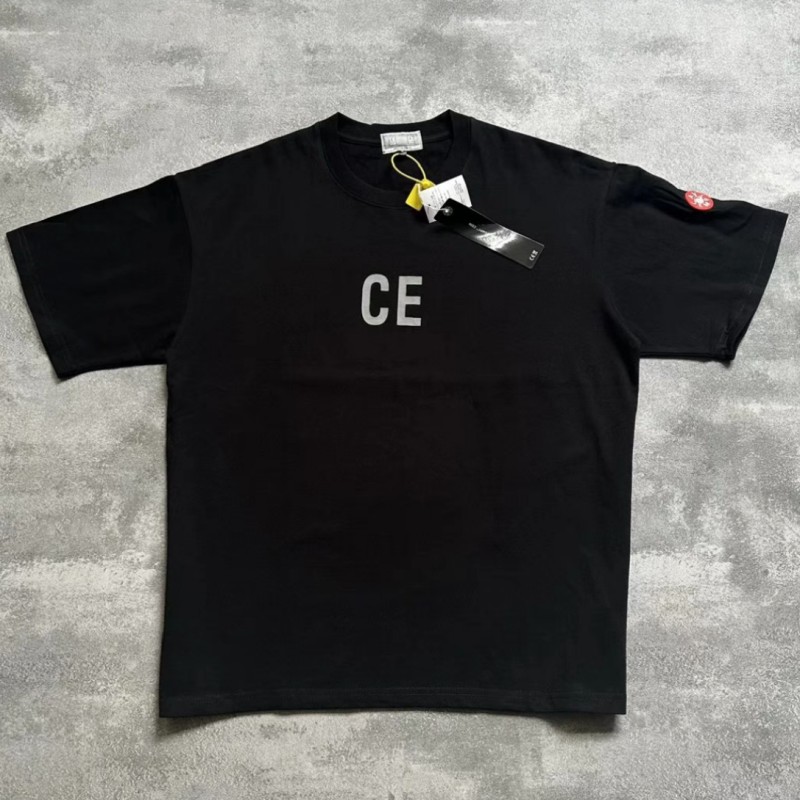 Summer Fashion Basics Tee CAVE - Street Fashion Outfit For Men ulasan dan harga